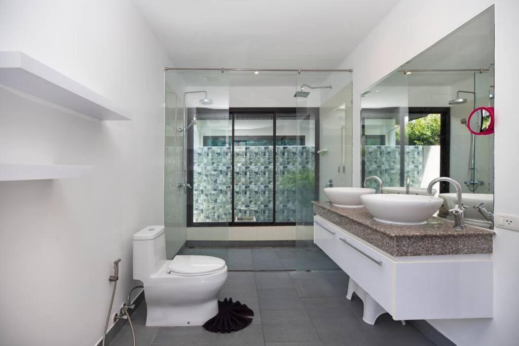 Private Pool Nai Harn